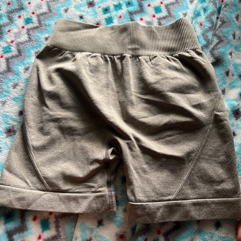 CUTE TAN GYM SHORTS FROM SHEIN